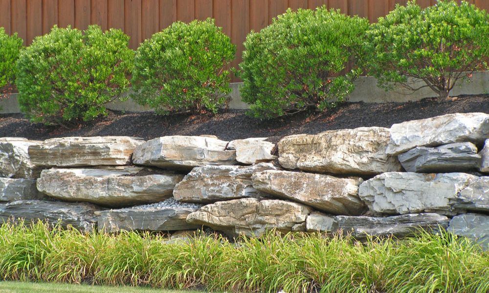 yard retaining wall contractor